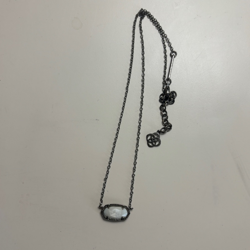 White Kendra Scott Elisa Necklace